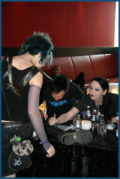 Welle:Erdball - Autograph session at Wave Gotik Treffen 2008 (11.05.08, Cinestar)