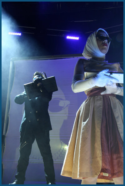 Welle:Erdball -   Wave Gotik Treffen 2008 (11.05.08, Kohlrabizirkus)