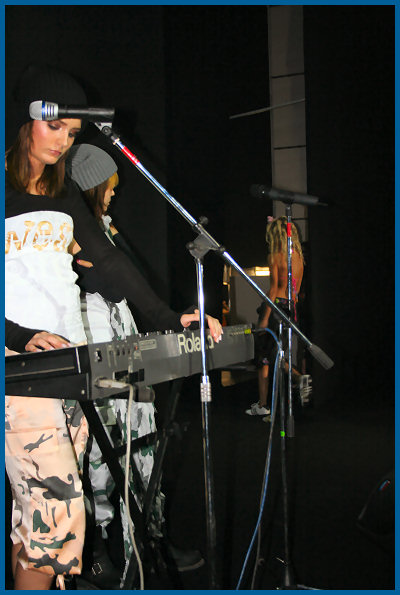 West End Girls - Live at Russian Fashion Week '06 (27.10.06, Gostiny Dvor)