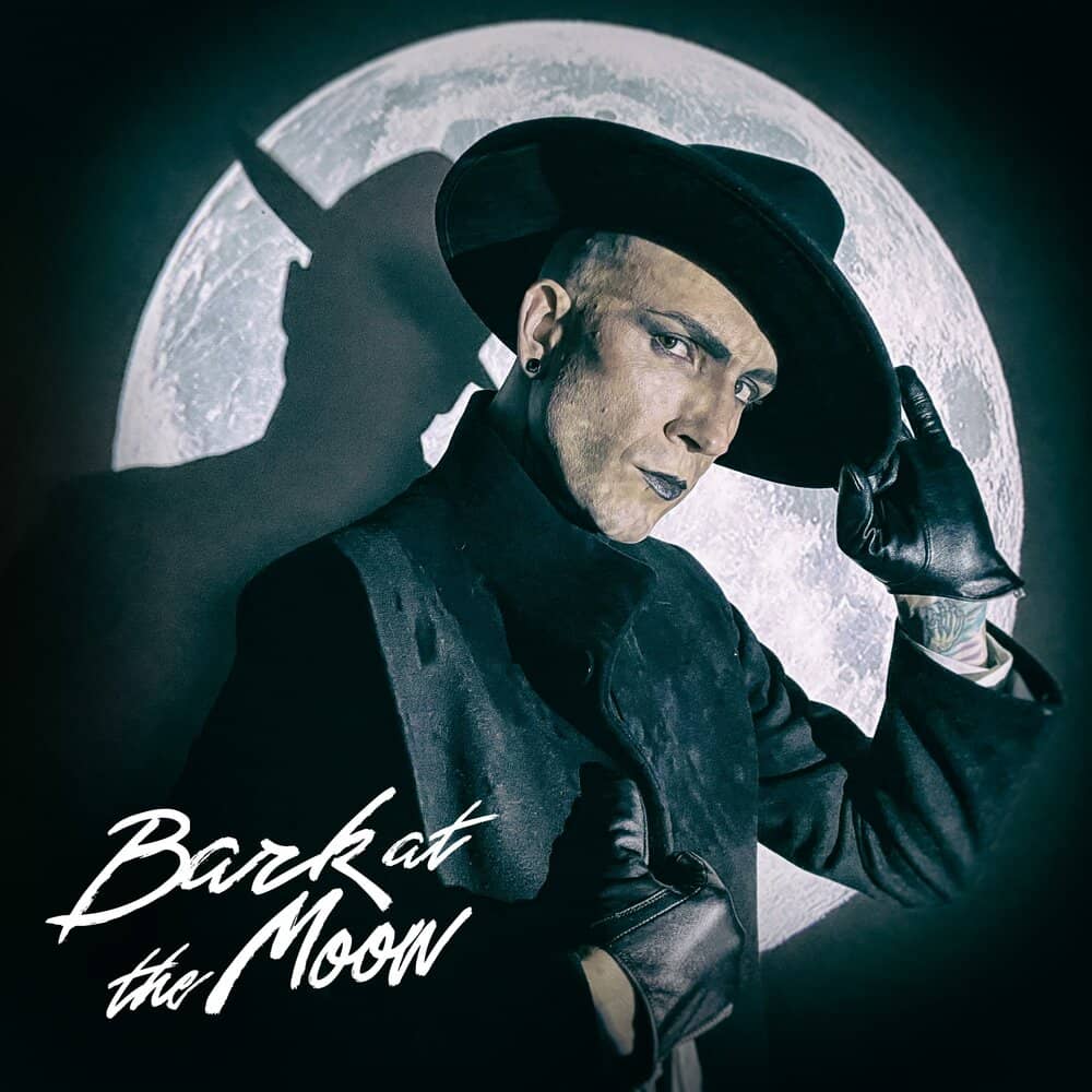 Aesthetic Perfection - «Bark at the Moon» (Сингл)