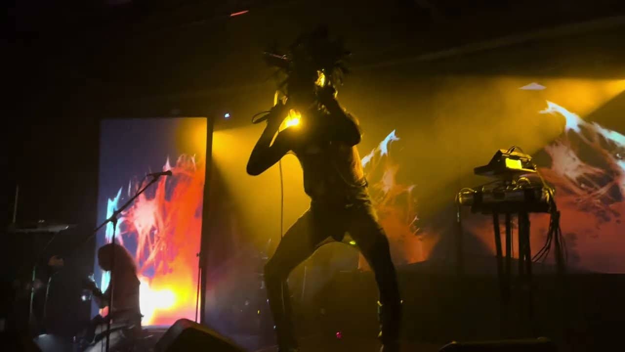 IAMX - «I Come With Knives» (концертное видео 21.03.2026 Dorćol Platz, Белград, Сербия)