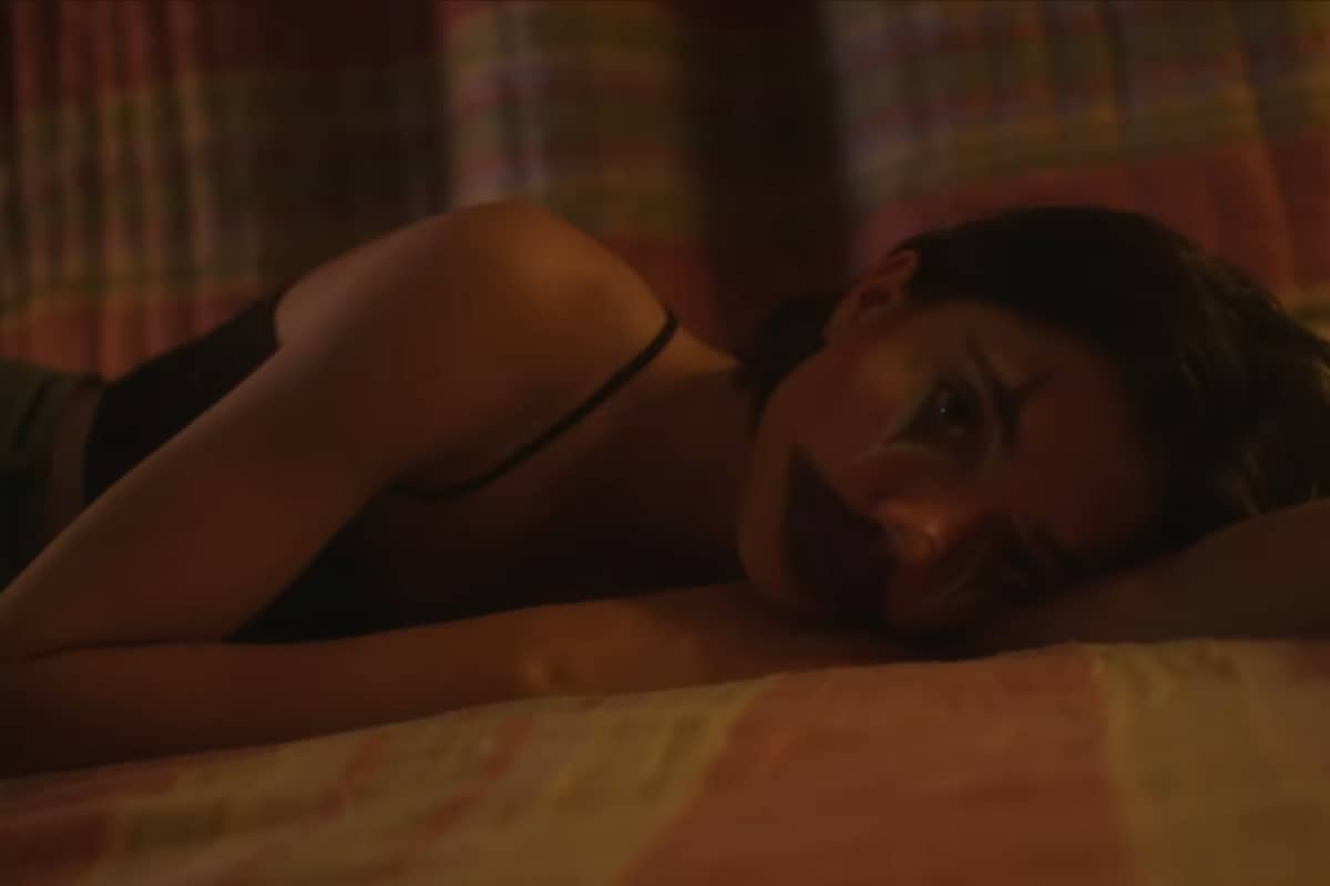 Ladytron - «Caught in the Blink of an Eye» (Официальное Видео)