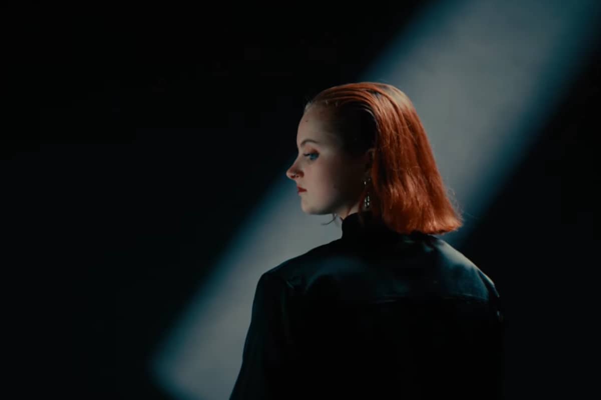 mesh - «Exile» (Официальное Видео)